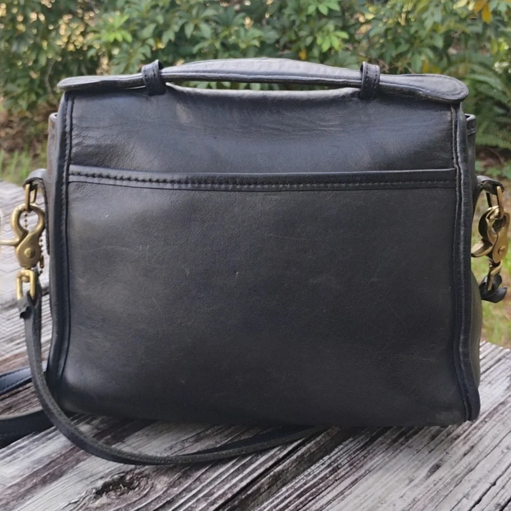 šCOACH Vintage Court Bag Forever Legacy Collection Glove Leather Handbag - Picture 5 of 16